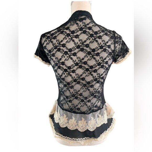 Azelhazel lace blouse medium ruffles black cream pearl buttons - Picture 2 of 5